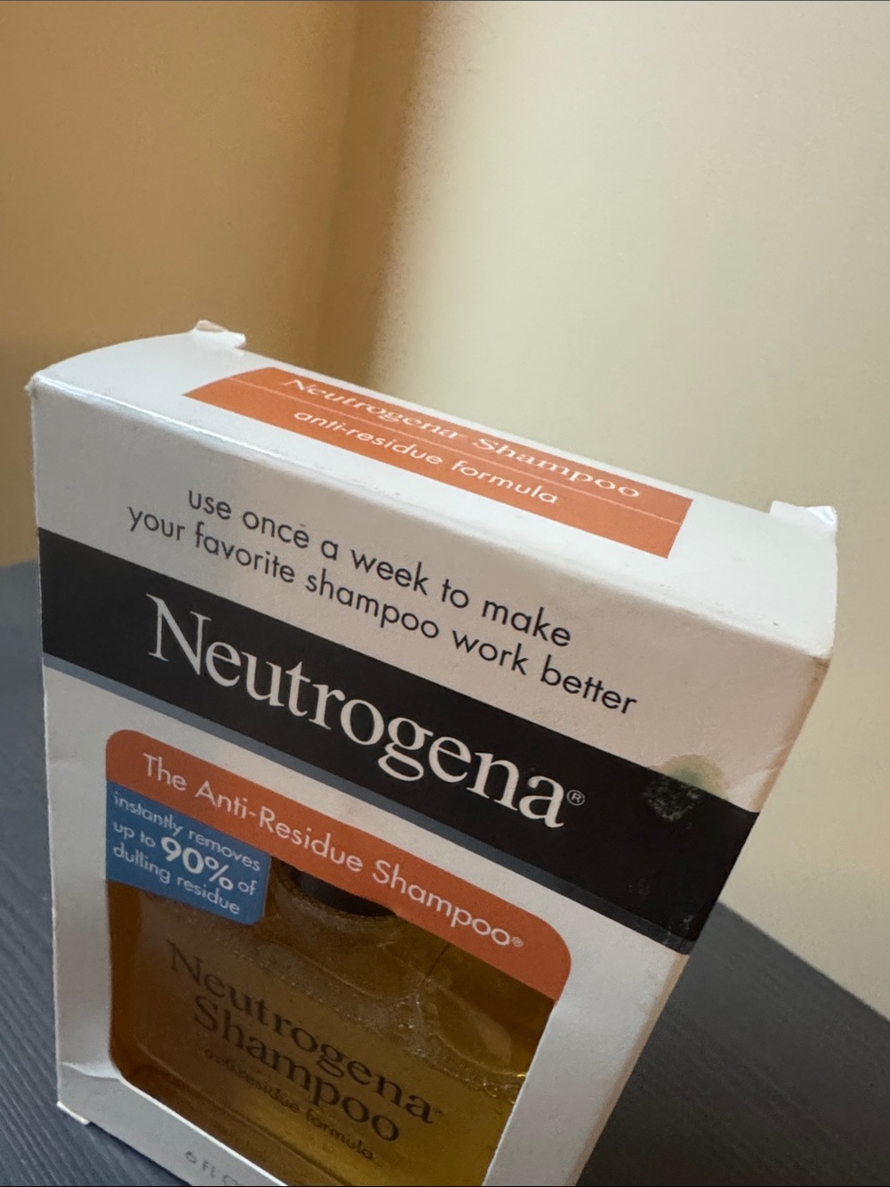 Neutrogena The Anti-Residue Shampoo 6 FL OZ discontinued - Picture 2 of 4